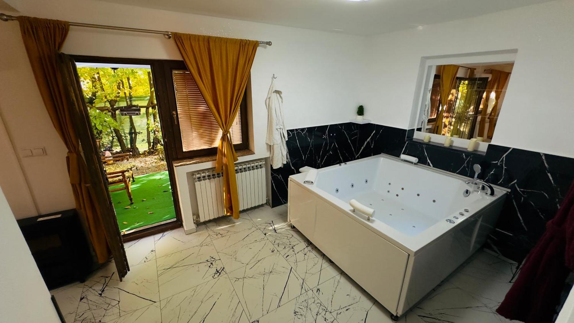 Hedonist Spa Jacuzzi Sarajevo Free Parking Екстер'єр фото
